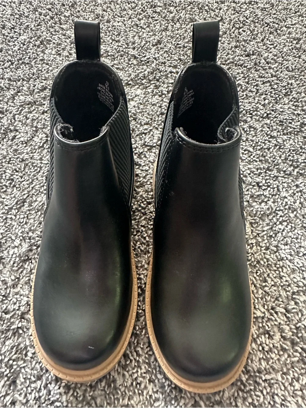 Old Navy Girls Black Chelsea Boots with Tan Lug Sole Size 10 Toddler